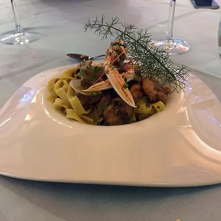 מלון Del Mare Sìnnai